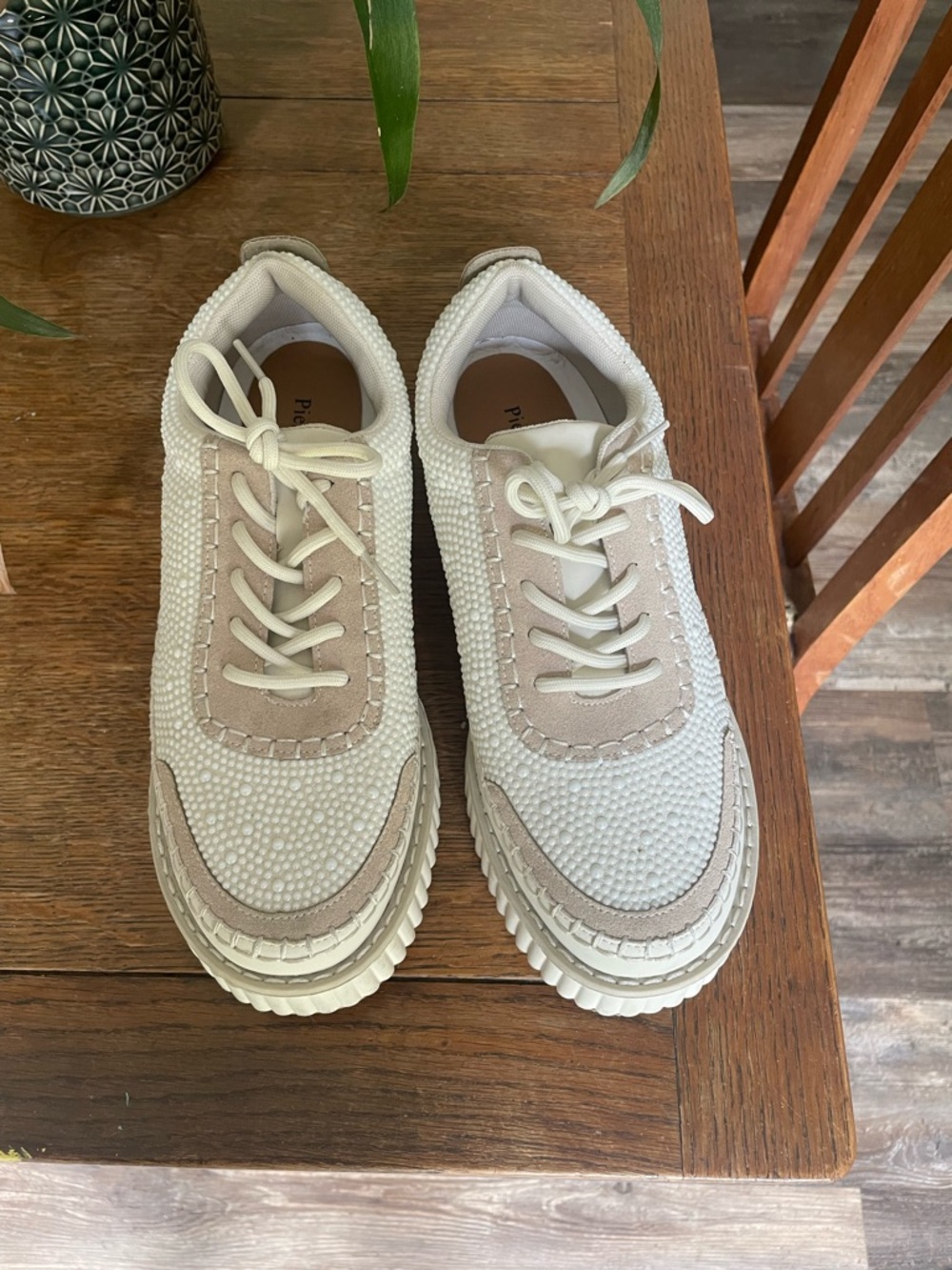 Pierre Dumas Cream and White Textured Lace-Up Sneakers